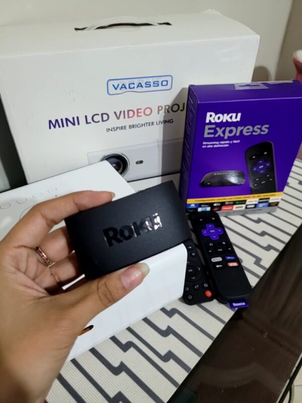 PROYECTOR VACASSO + ROKU COMBO COMPLETO DE VIDEO HD